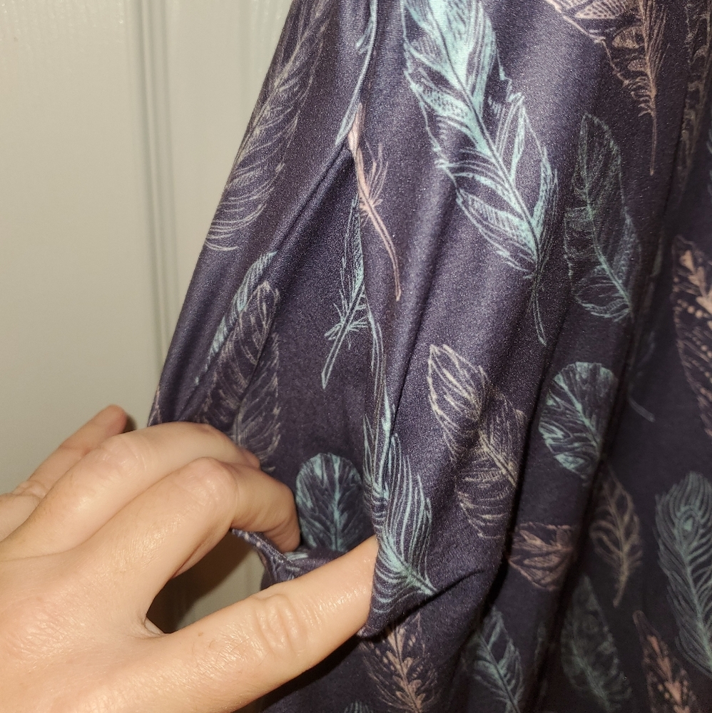 Dress - Picture 5 of 7